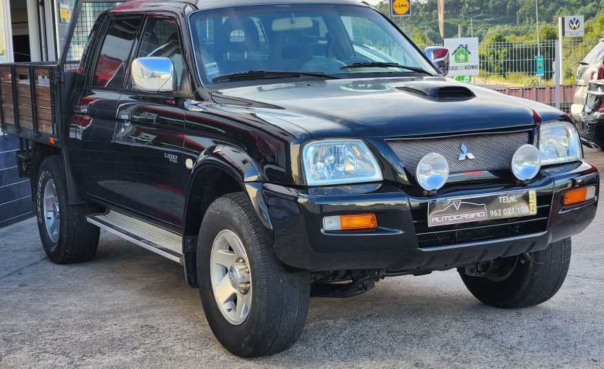 Mitsubishi L200   4×4