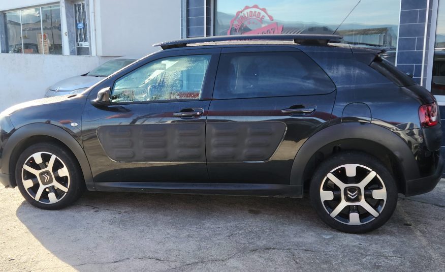 Citroen C4 Cactus 1.6 BlueHDi Shine